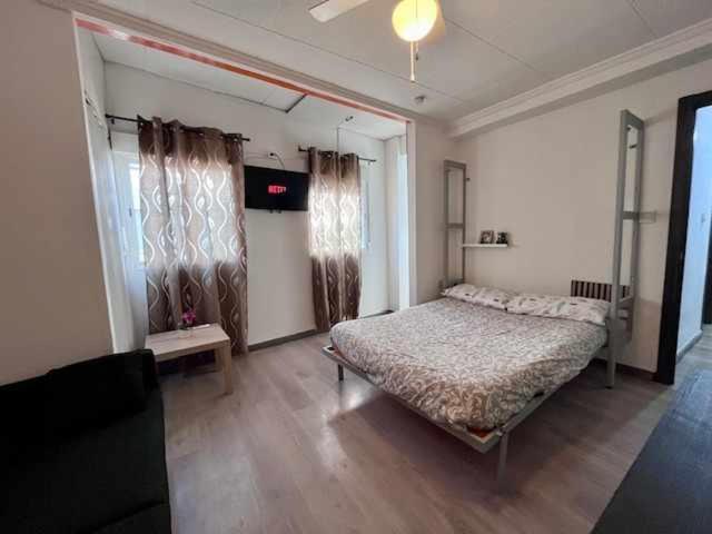 Loft Interior Y Tranquilo Petrer B Apartment Exterior photo